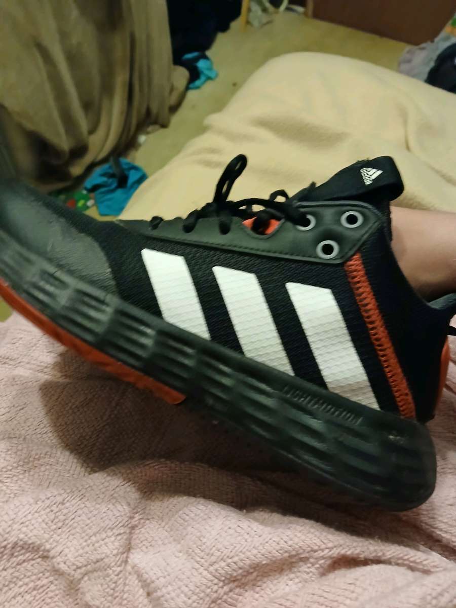 Adidas black white red