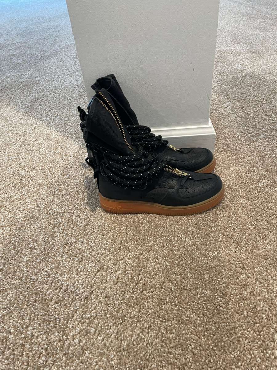 womans Air Force 1s highs