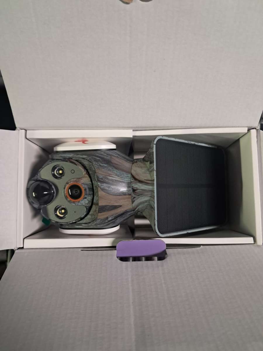 SOLAR POWERED 4G SECURITY CAMERA