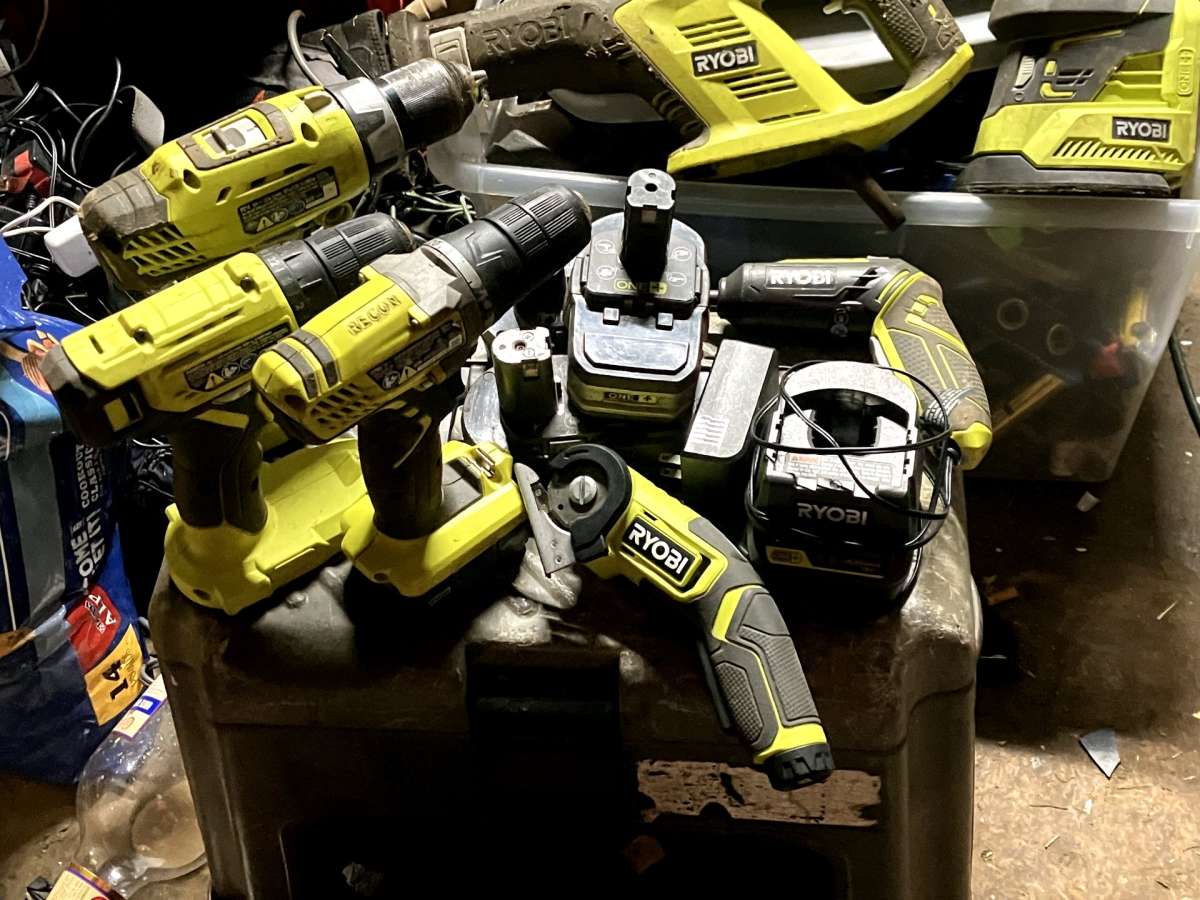 16 pc Ryobi Power Tools
