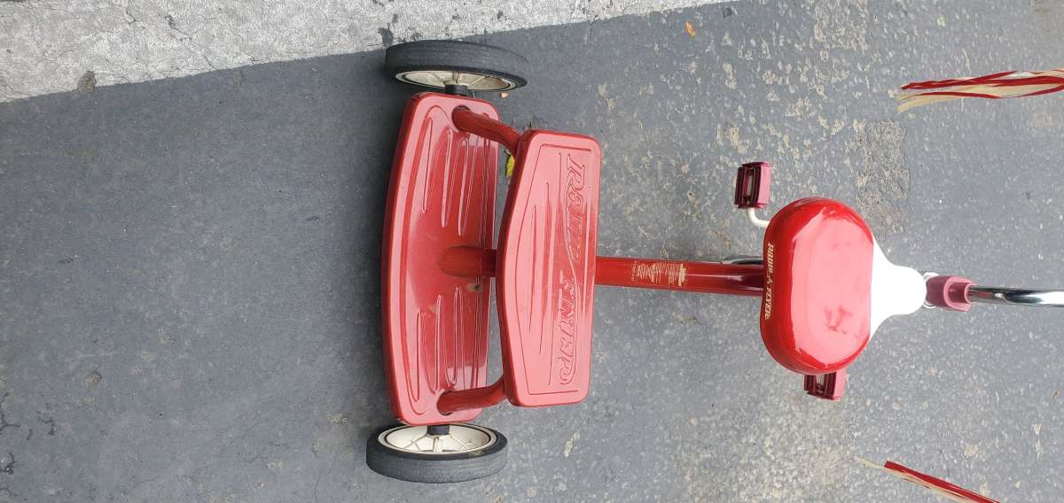 Radio flyer trike
