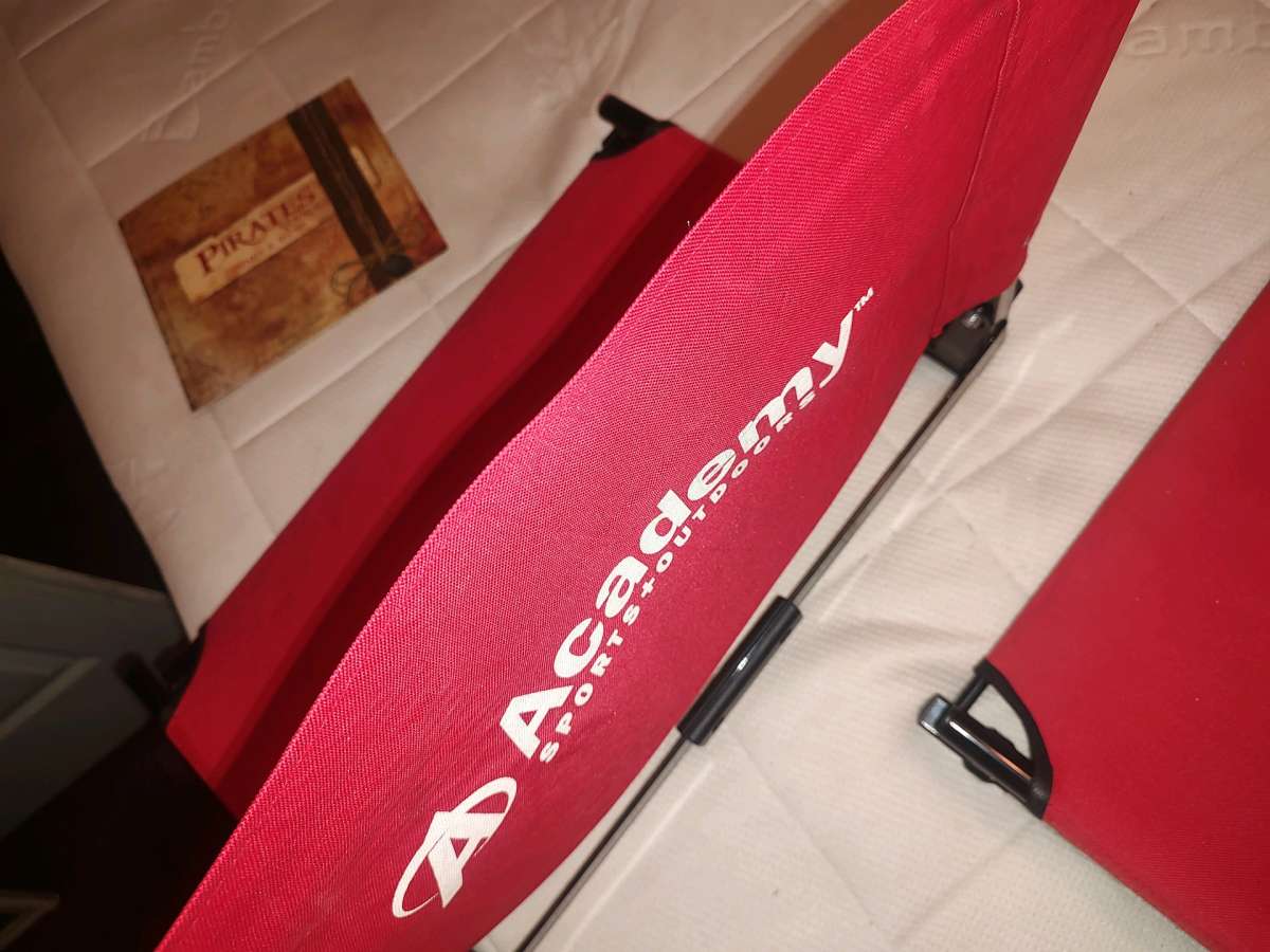 large wide stadium seats great condition