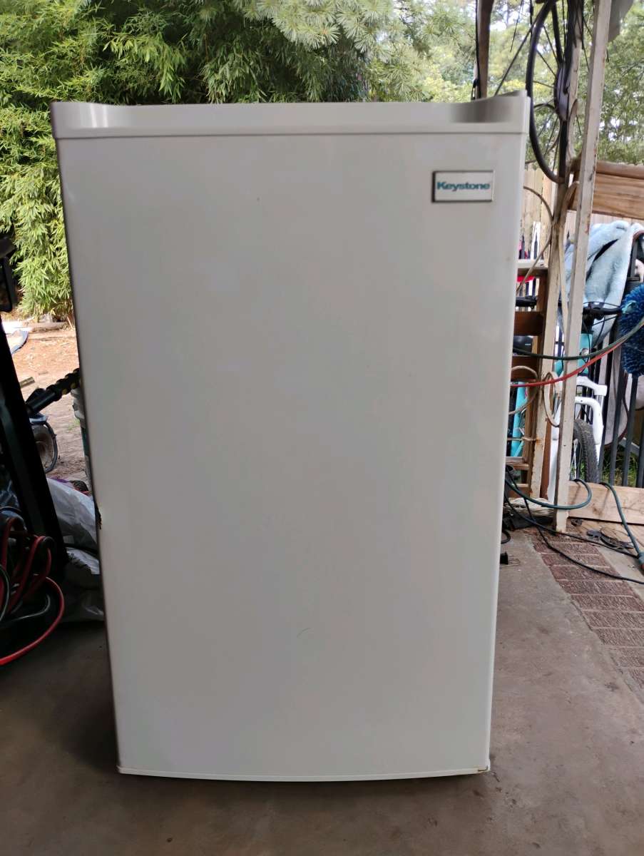 keystone due mini fridge