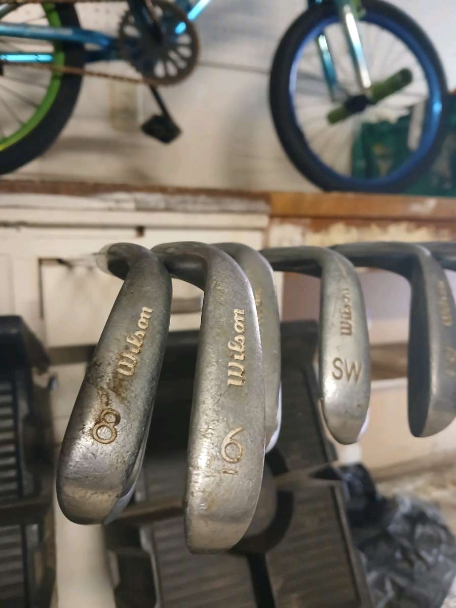 golf clubs