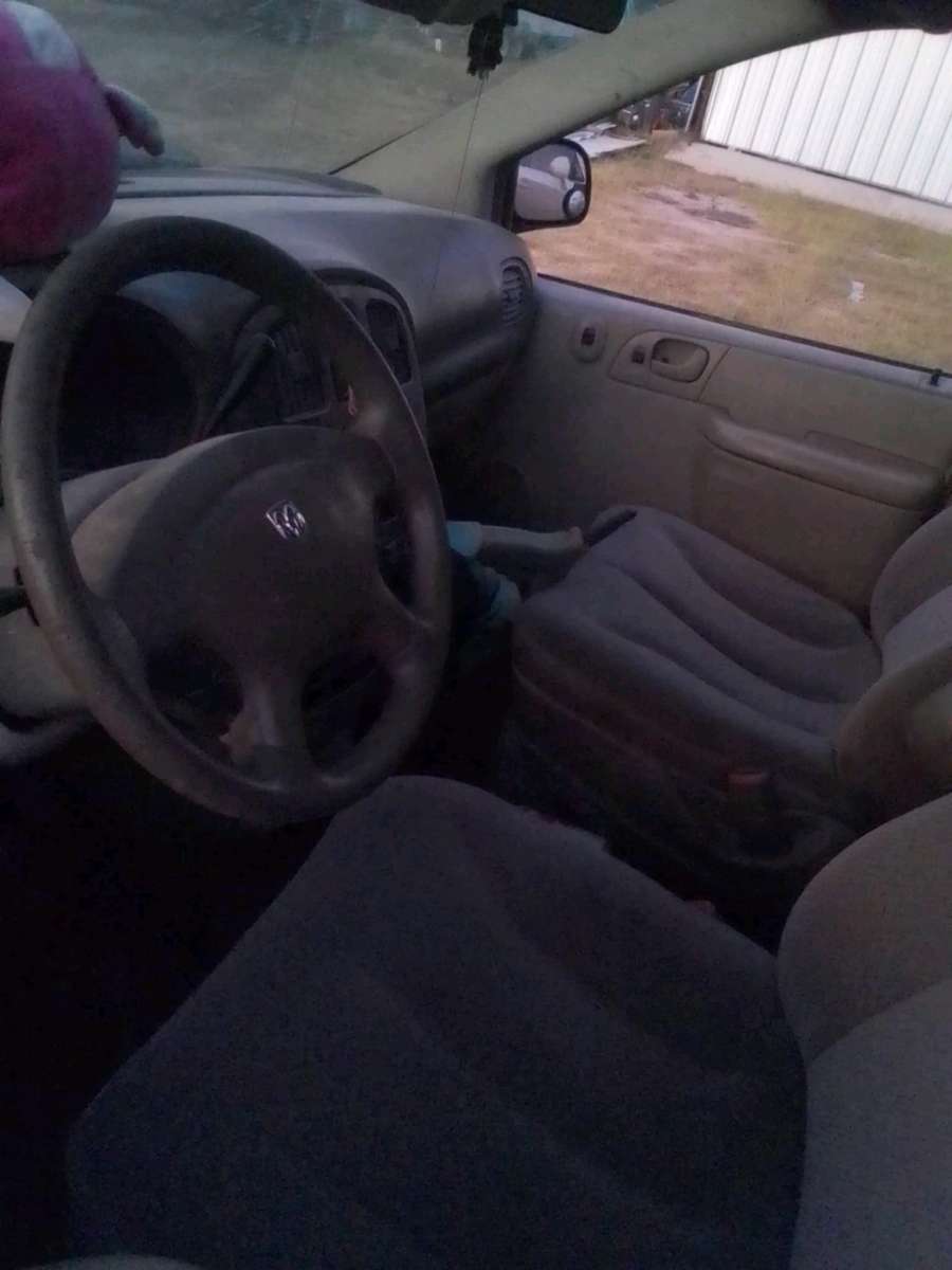 2005 Dodge Caravan Mini Van