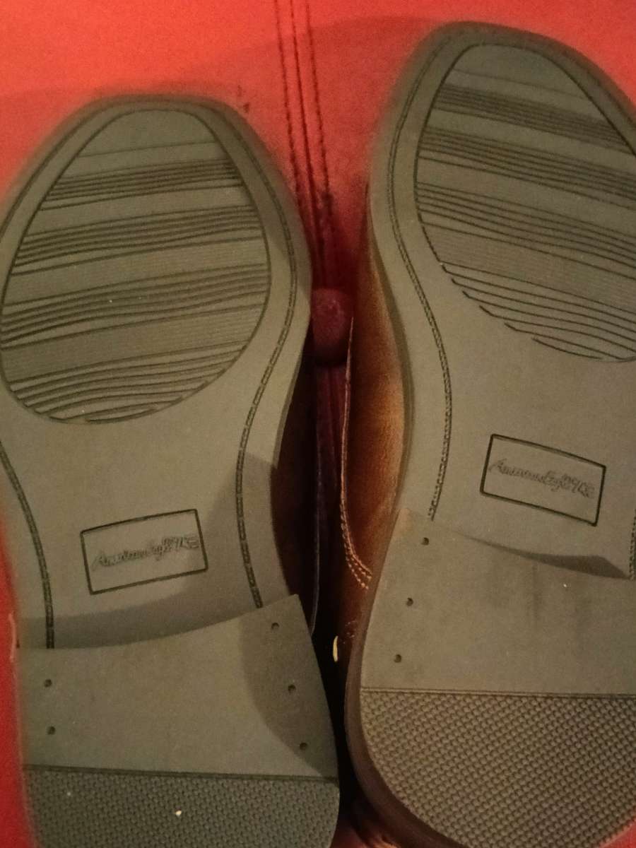 Brand New boys dress shoes brown size 3