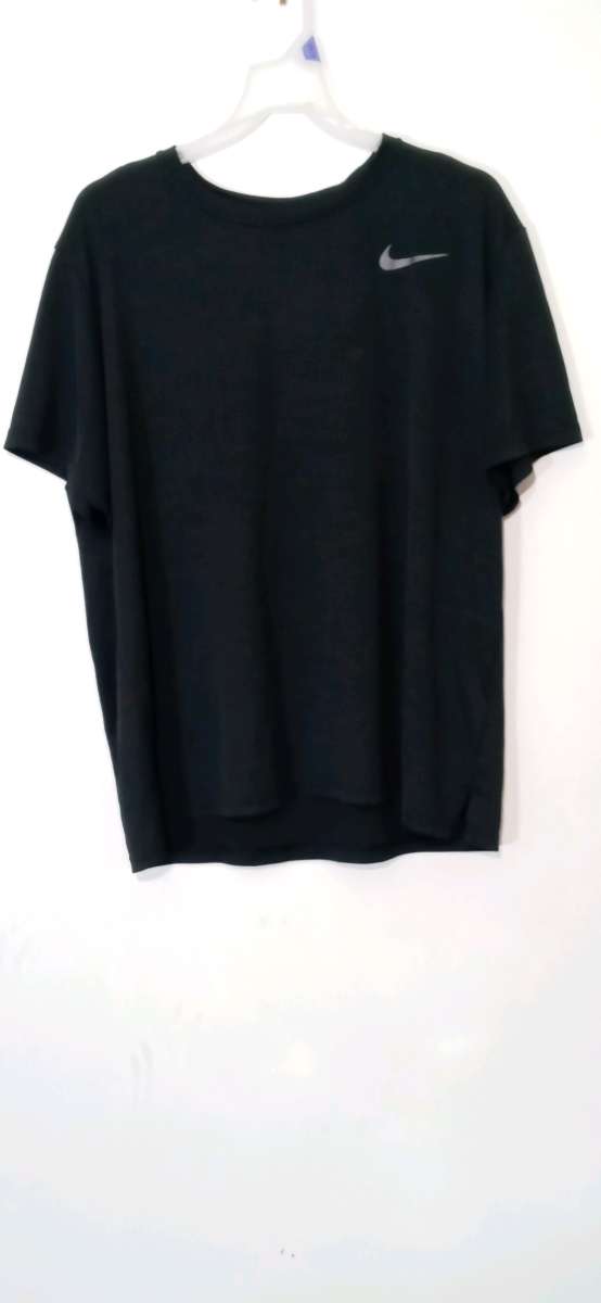 Mens Nike Short Sleeve DriFit Tshirt XL