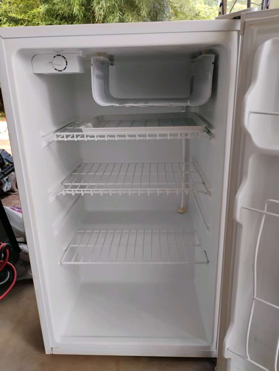 keystone due mini fridge