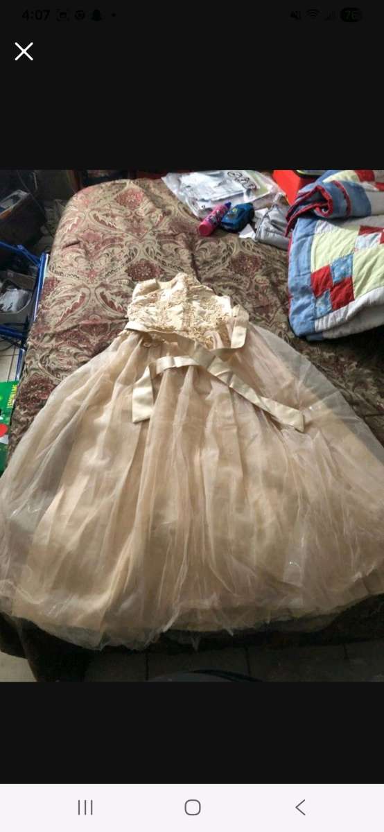 Lil girl dress size 10