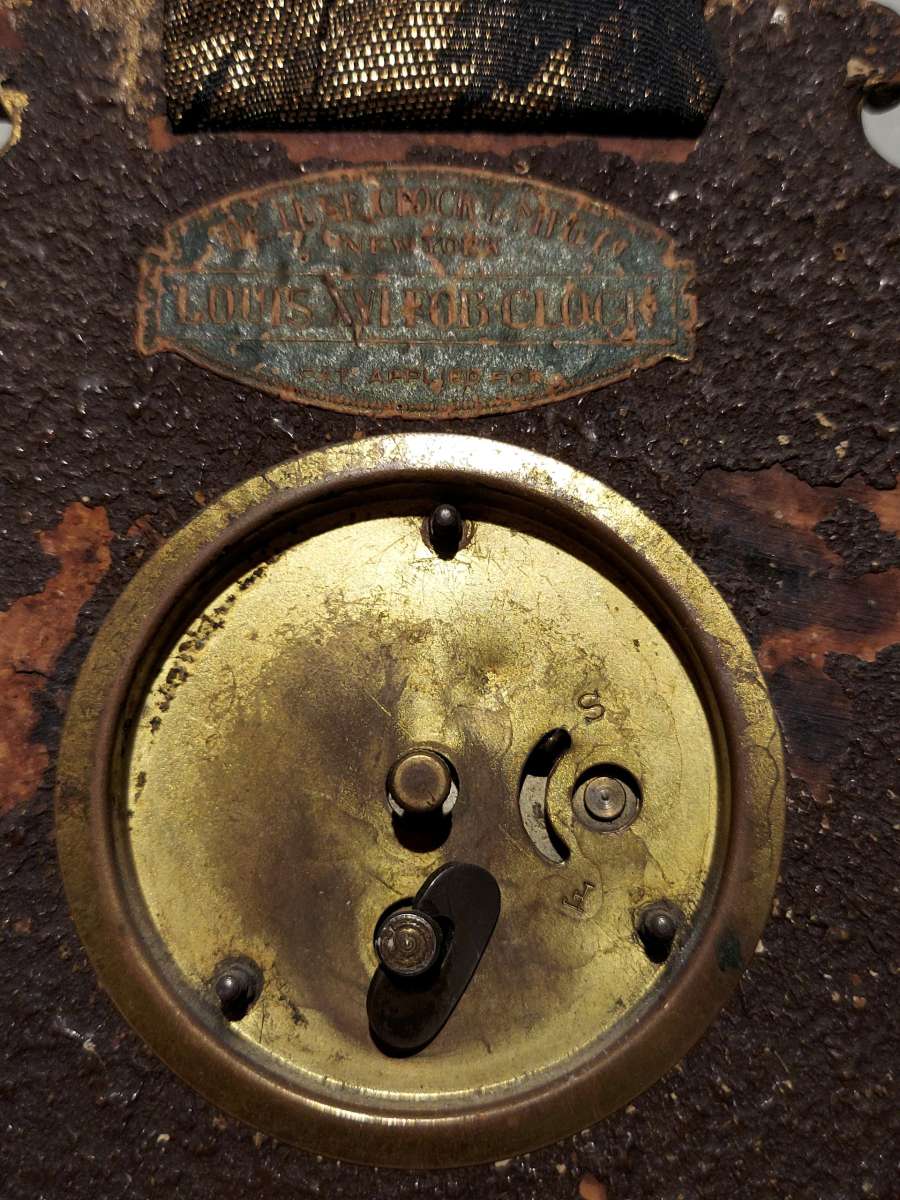 DE LUKE  LOURS XVI FOB CLOCK