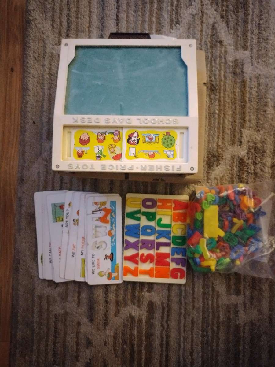 VINTAGE FISHER PRICE TOYS SCHOOL DAYS DESK