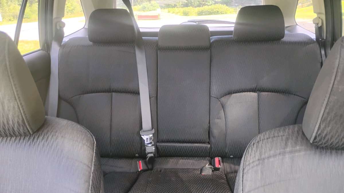 2011 Subaru Outback 201k clean title flawless