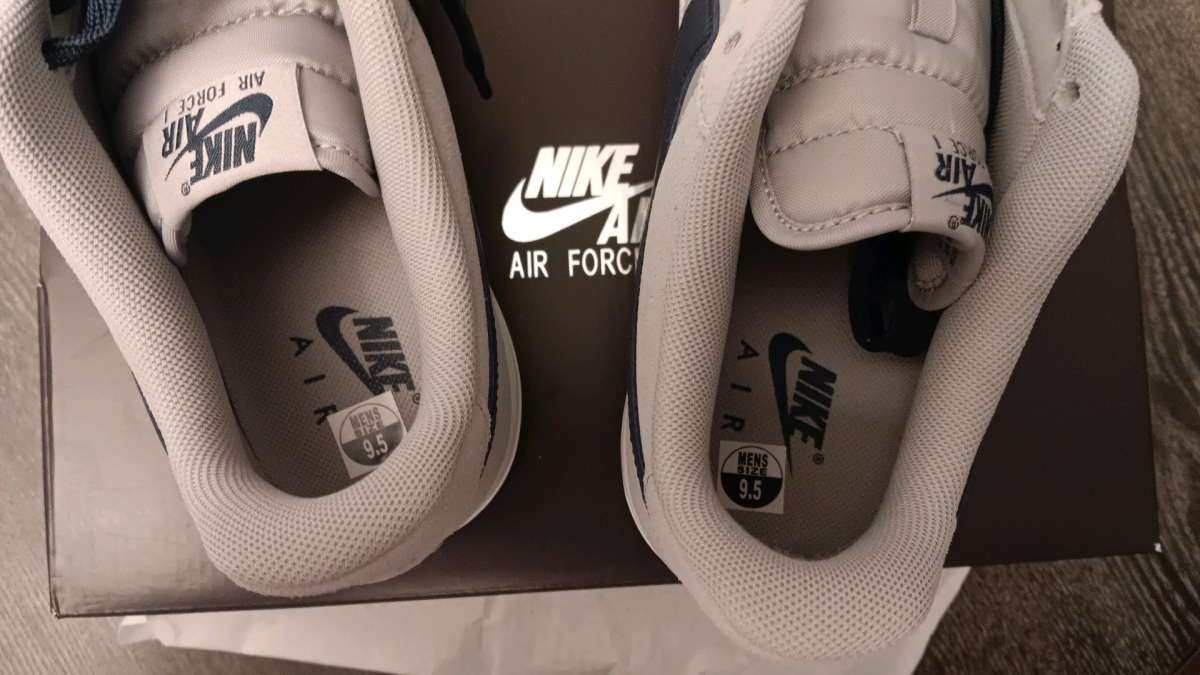 Nike Air Force 1
