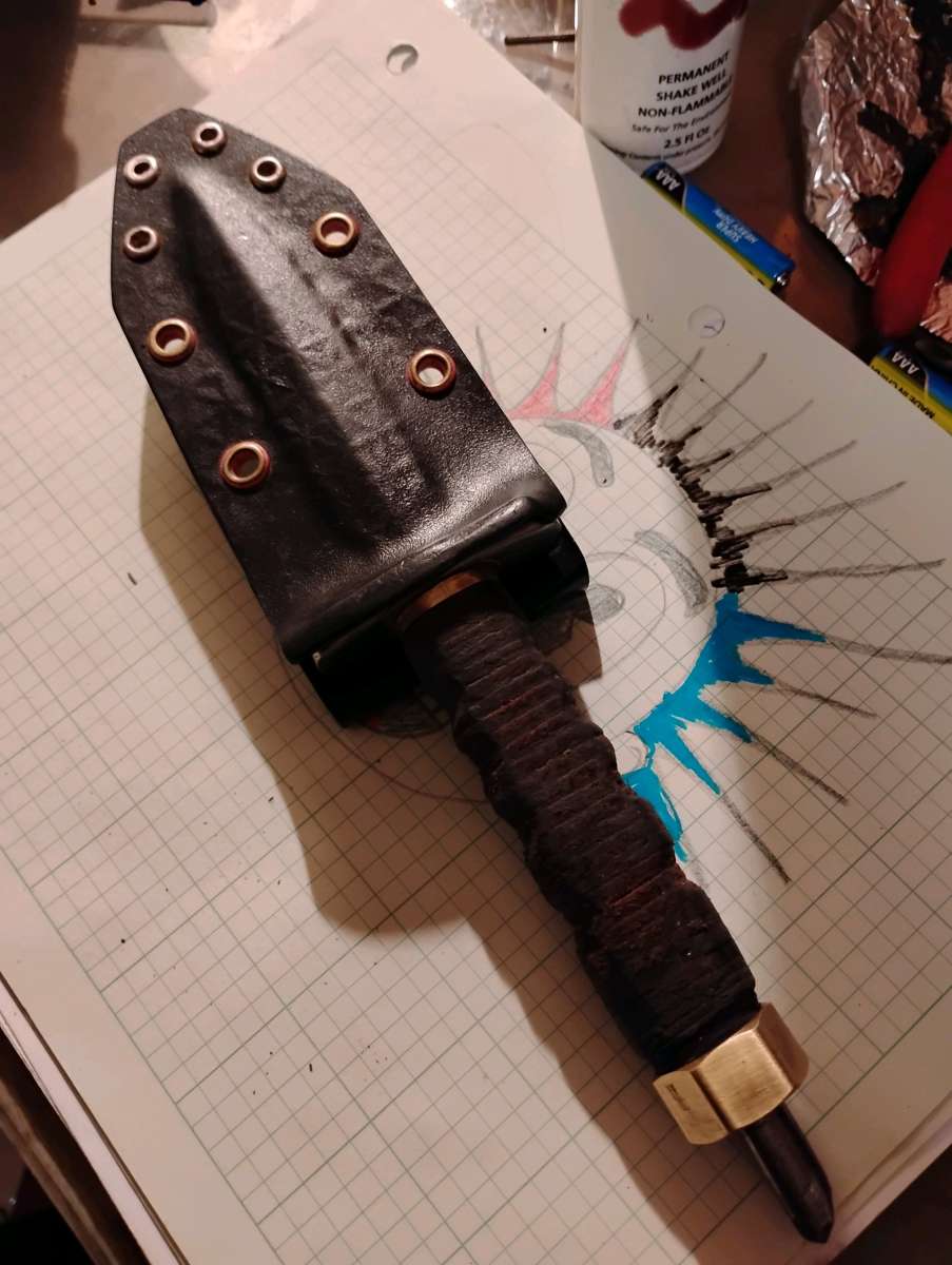 handcrafted custom made fixed blade double edged dagger