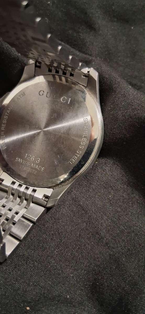 gucci watch
