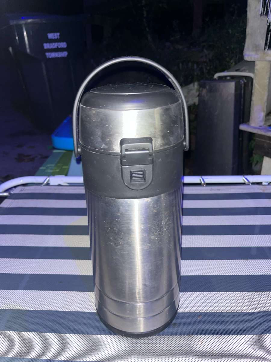 OGGI Coffee Tea Push Dispenser Carafe