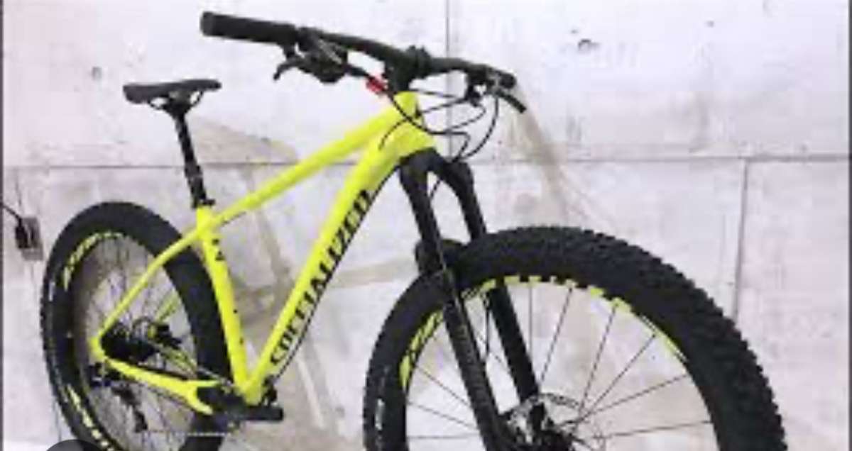 XL Frame 27 inch tires Specialized