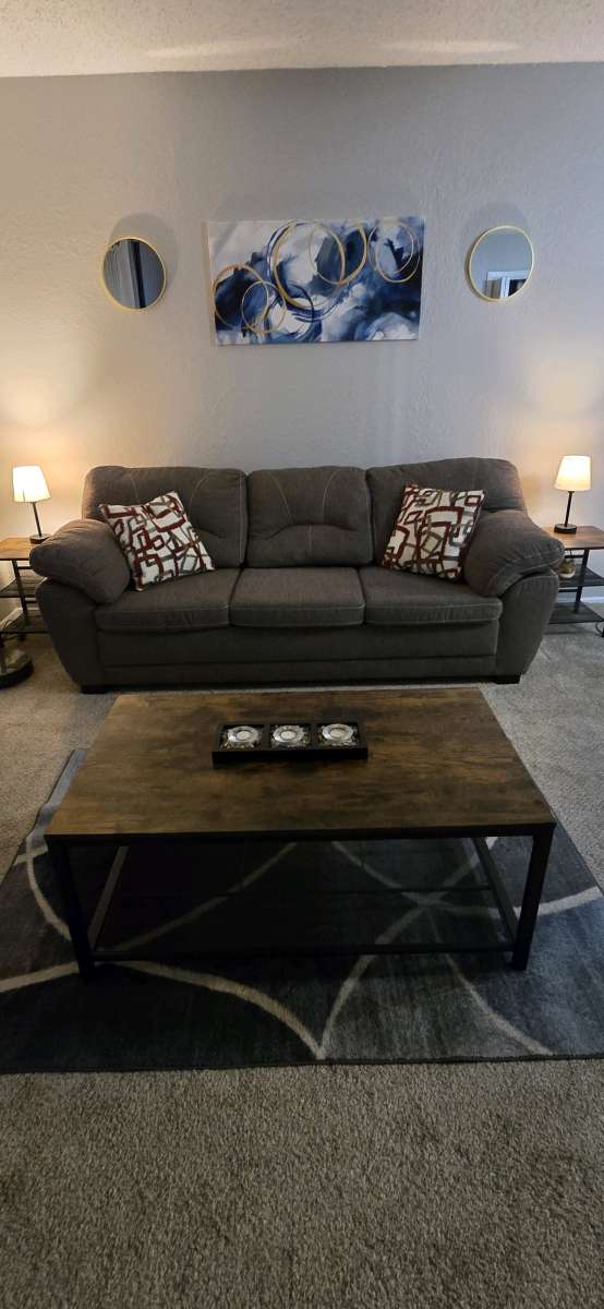 moving to a new city and dont need my furniture