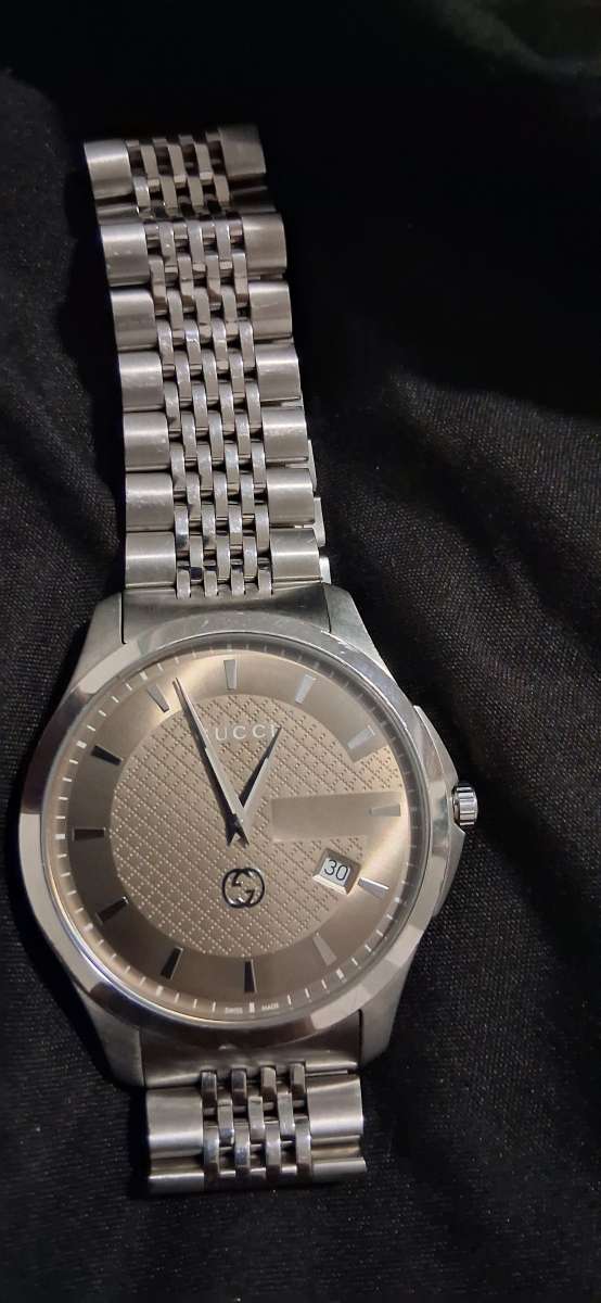 gucci watch