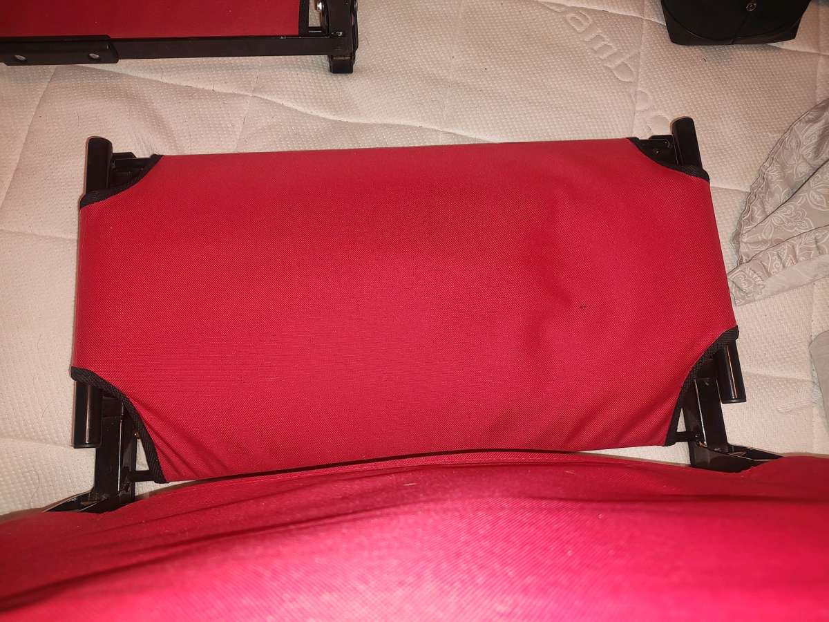 large wide stadium seats great condition