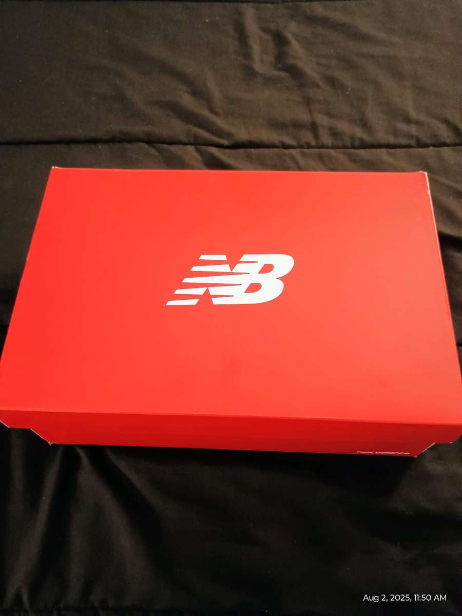 New balance mens shoes