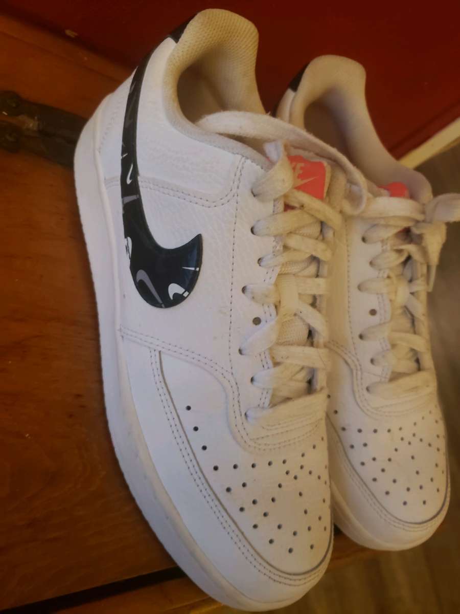 Nike Womens Court Vision Shoes