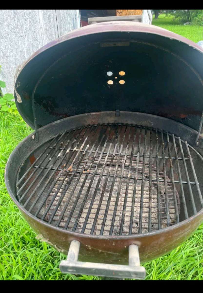 grill with heat selector