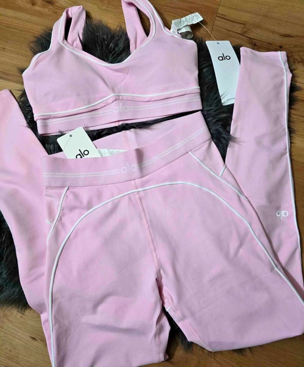 ALO Yoga Pink TwoPiece Set