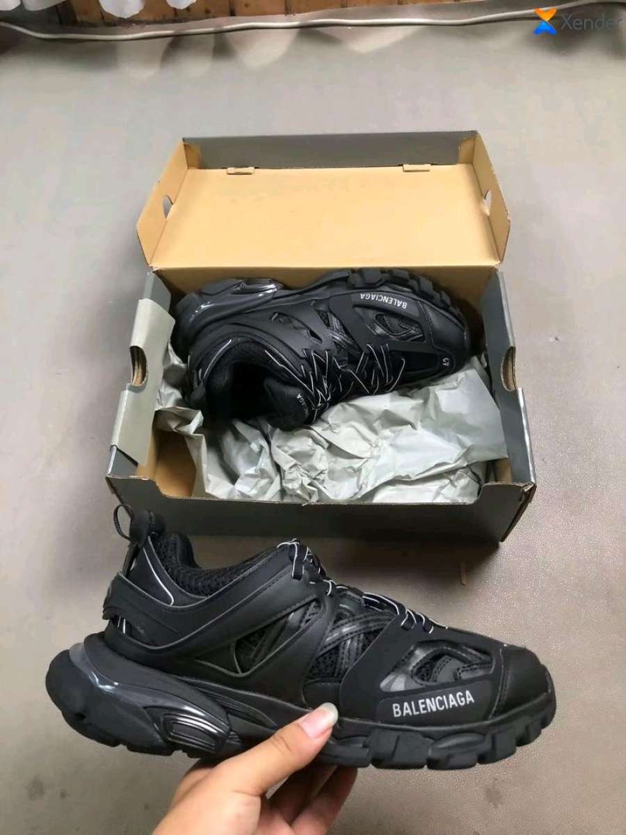 Balenciaga track