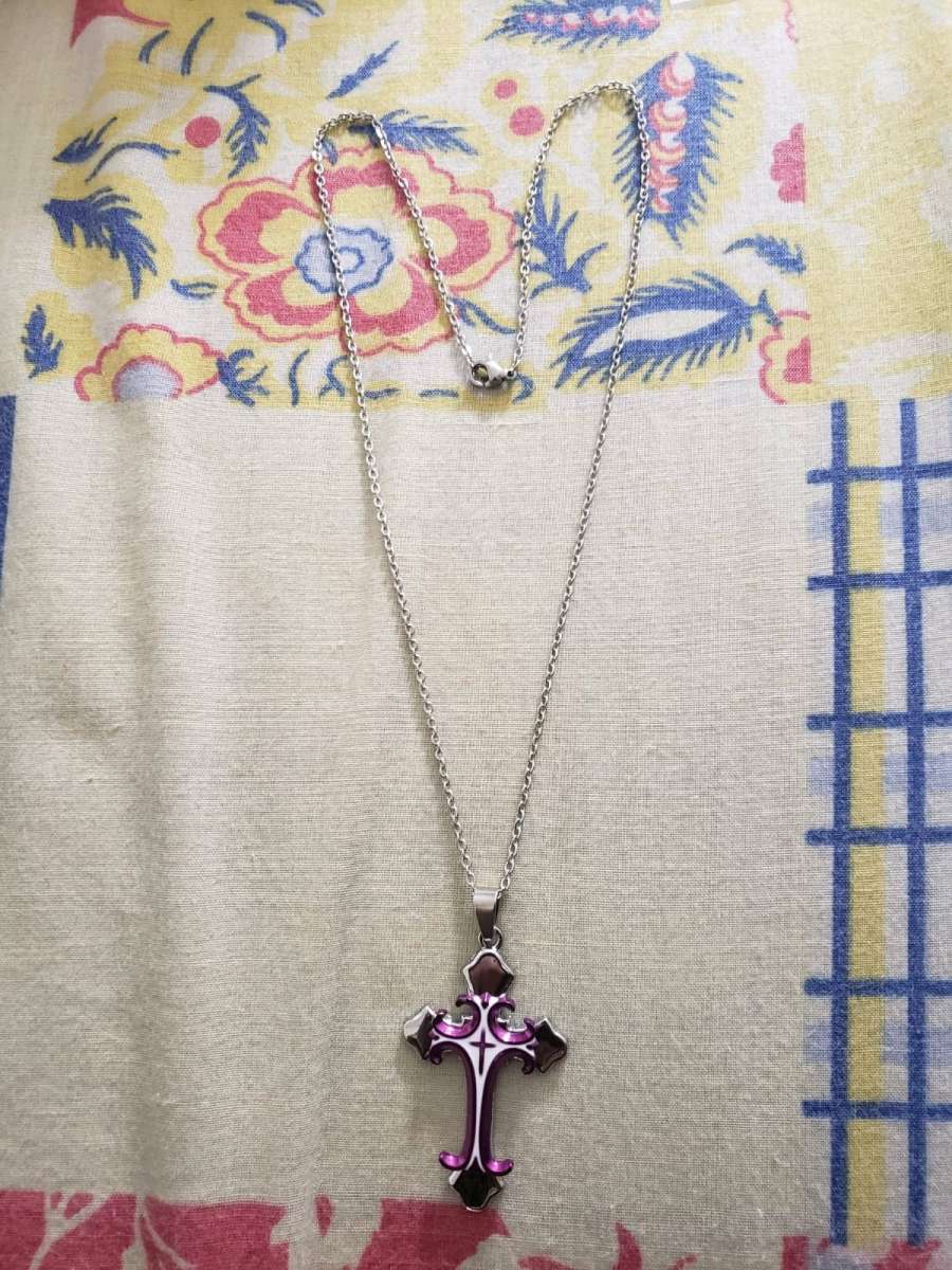 necklace In Stainless Steel Cross Pendant Size 10 inches
