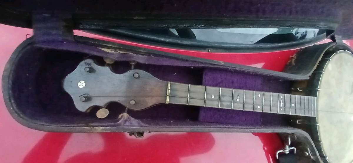 Vega Style F Tenor Banjo 1916 Antique