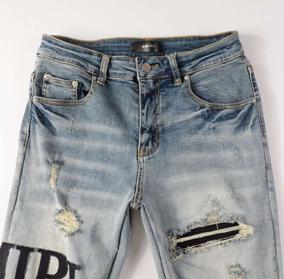 Amiri Jeans