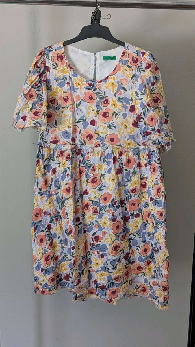 LG floral short sleeve dress