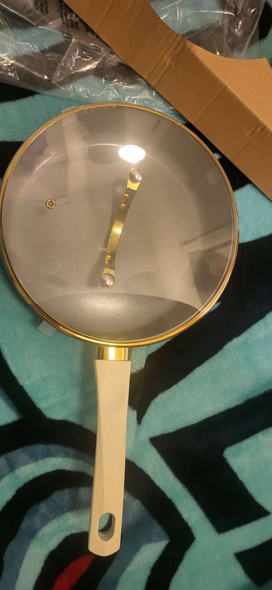 Paris Hilton Saute Pan With Glass Lid Brand Newin box