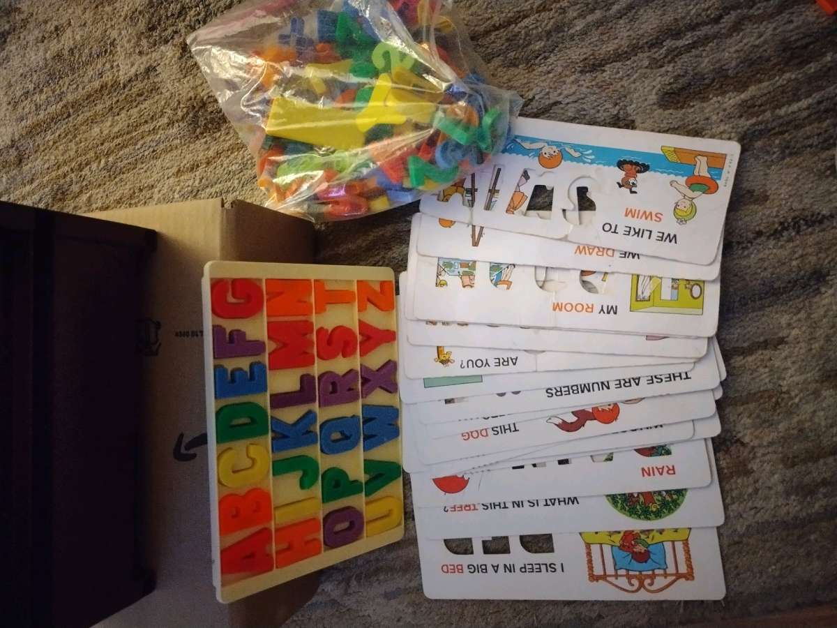 VINTAGE FISHER PRICE TOYS SCHOOL DAYS DESK