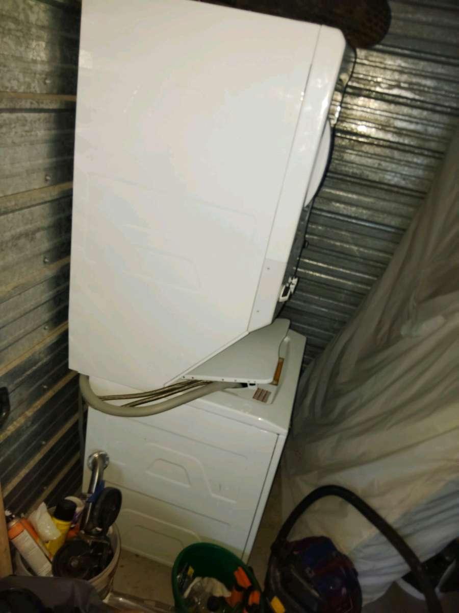 Stackable washer and dryer