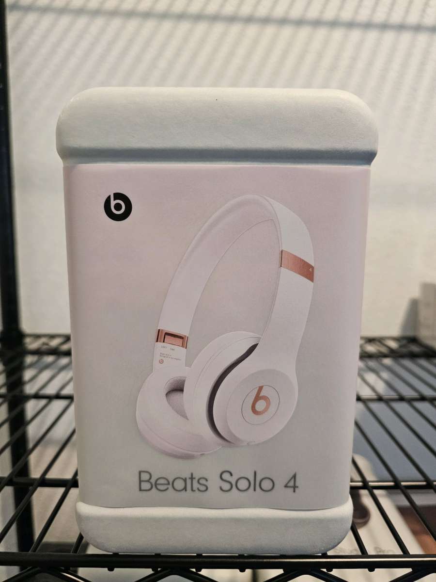Beats Solo 4
