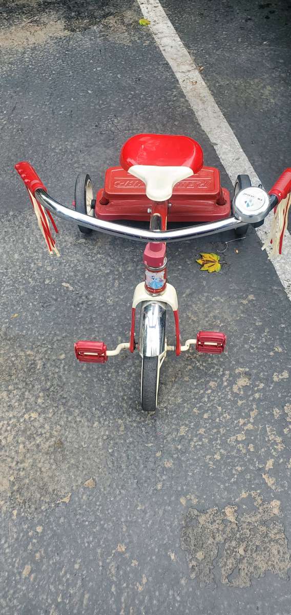 Radio flyer trike
