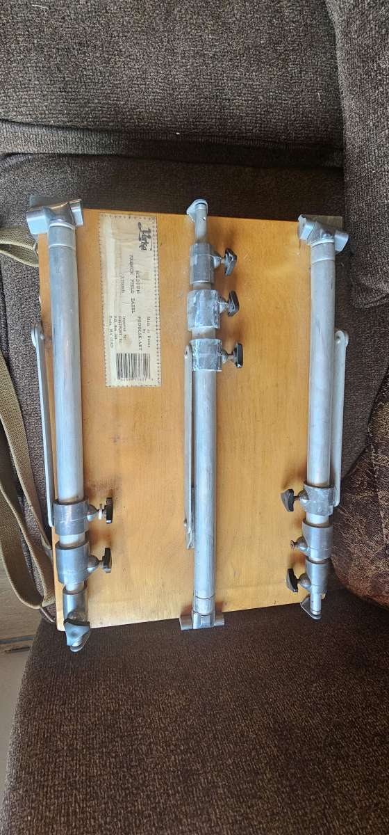 Russia n French field easel