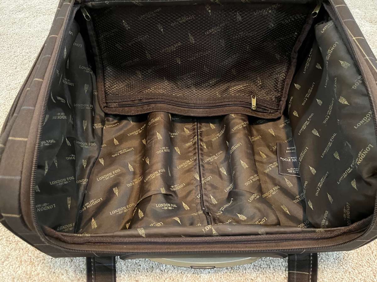 London Fog Hand carry for Traveling