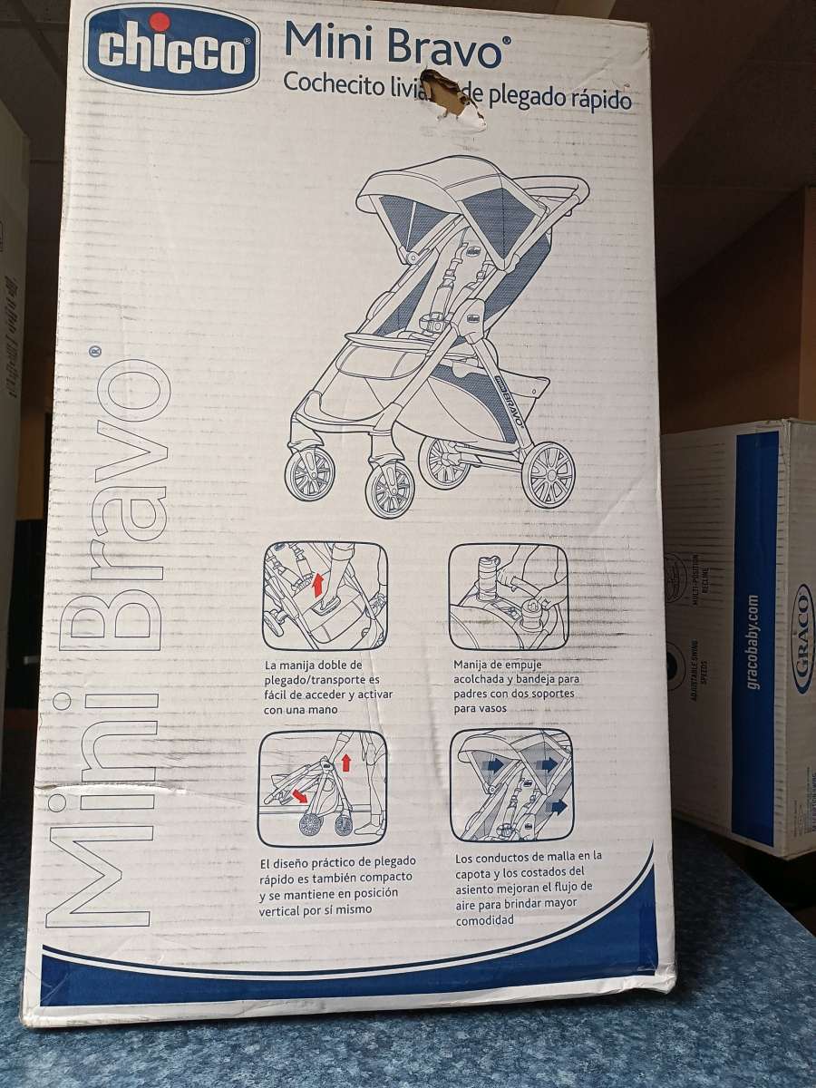 Chicco lightweight Stroller