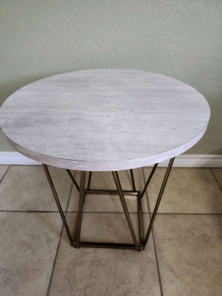 Dinning Room Table