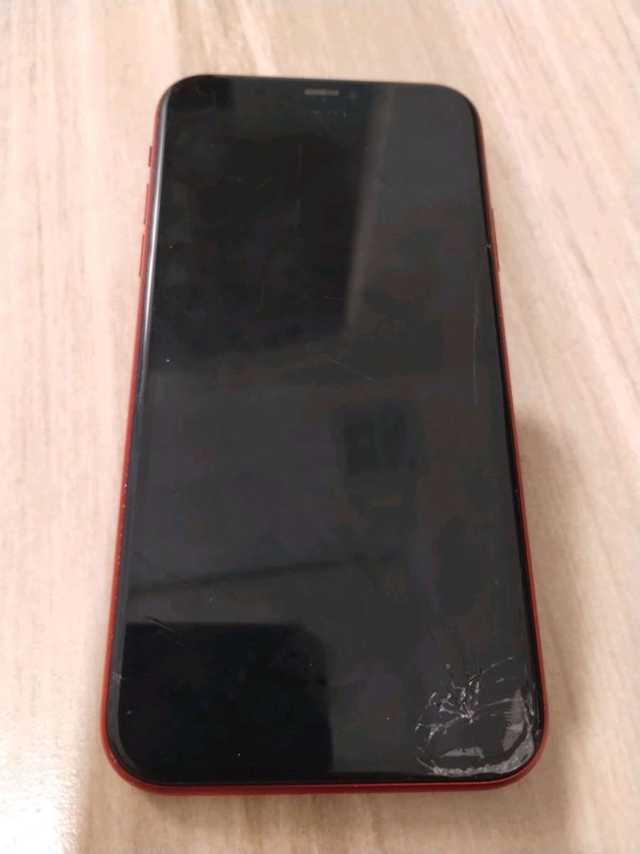 IPhone 11 For Parts Not Working