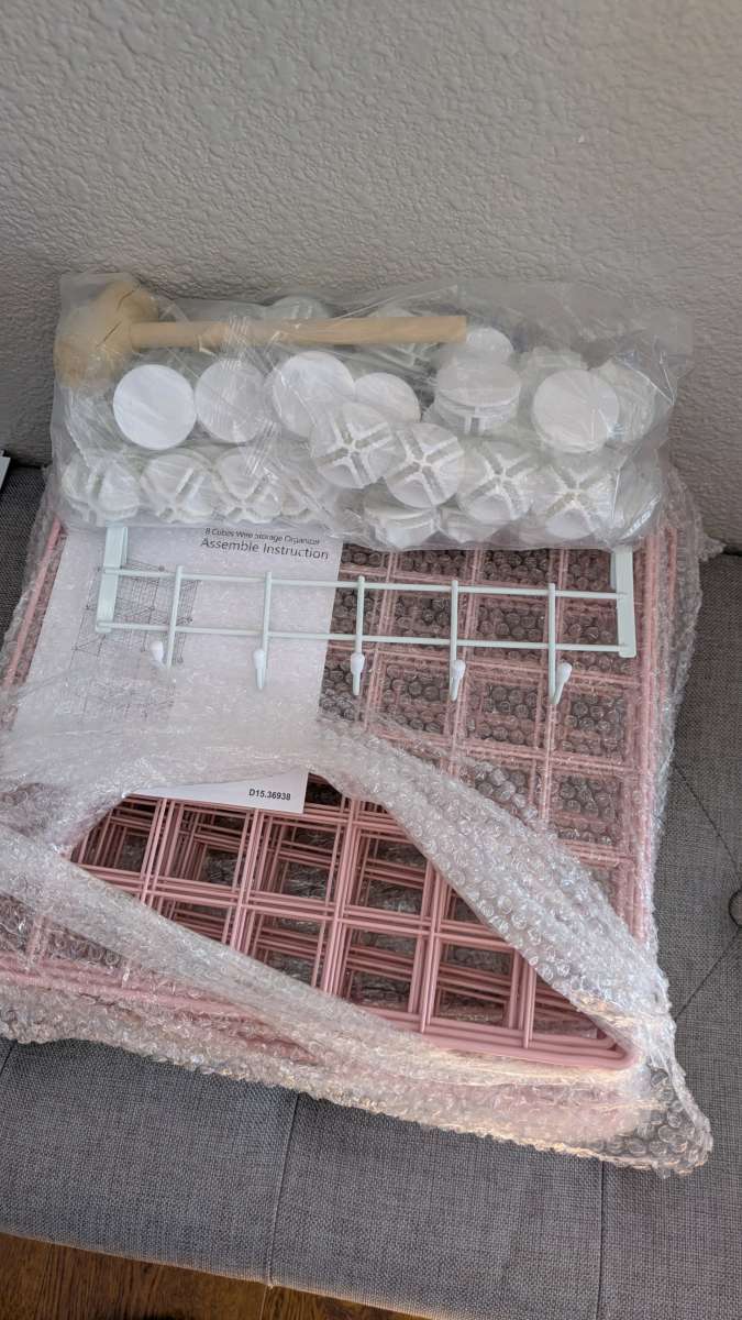 Metal Wire 8 Cube Organizer