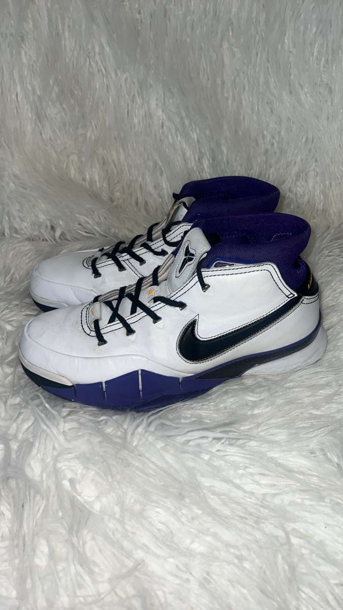 Size 10  Nike Zoom Kobe 1 Protro 2019 81 Points AQ2728105