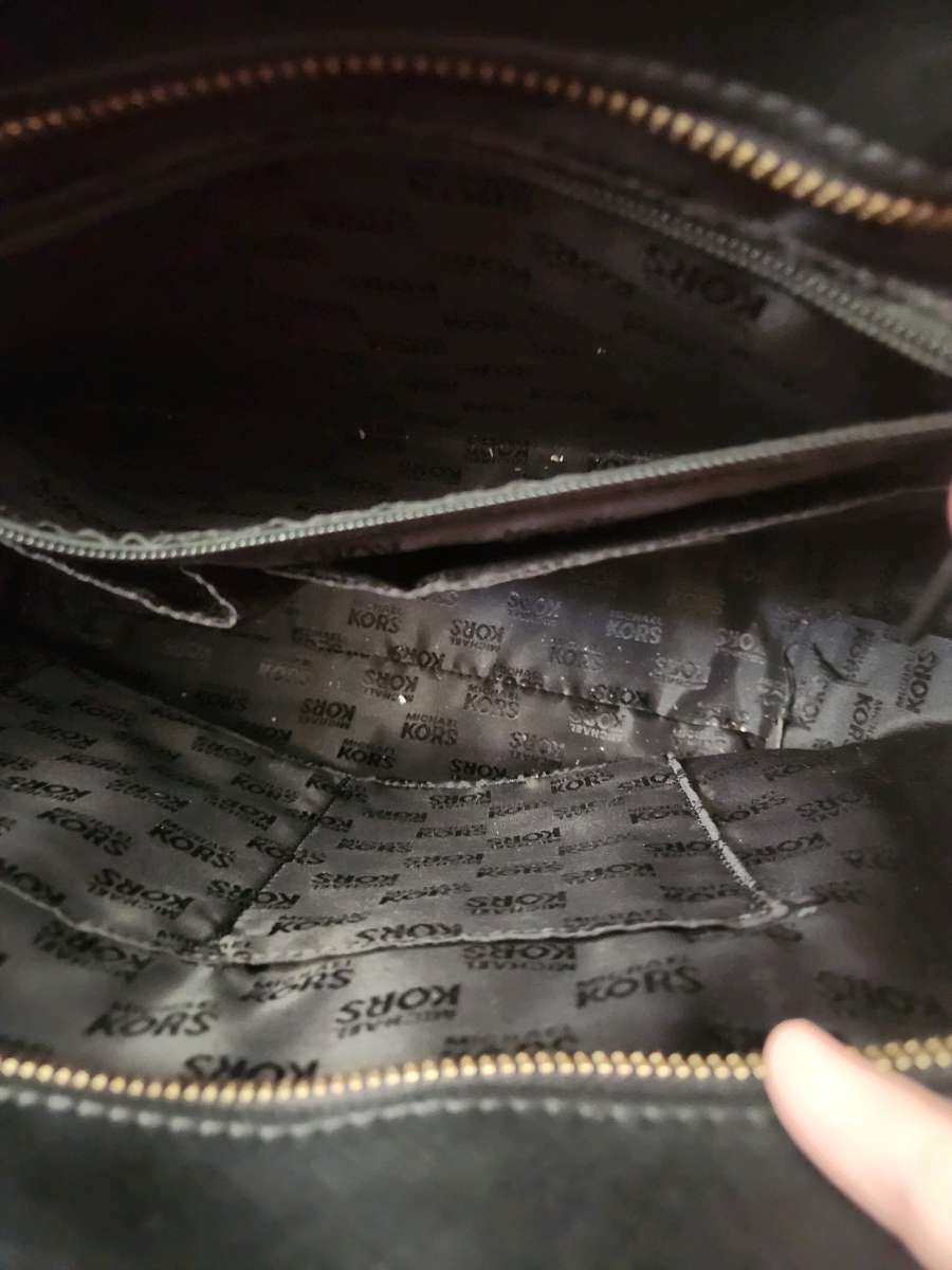 Michael Kors Saffiono blacked Leather studded bag