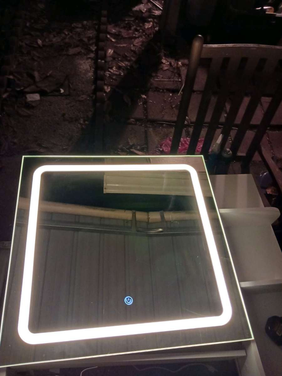 23 X 23 3 mode light up mirror
