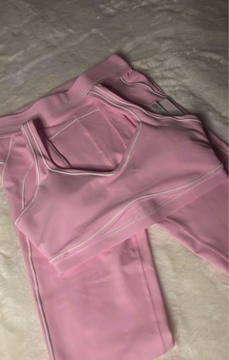 Color Crush Alo Yoga Set