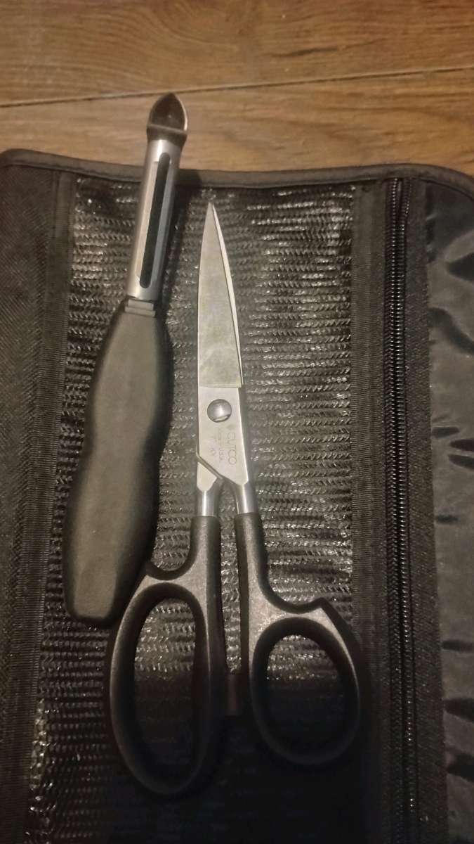 Cutco super shears and veggie peeler