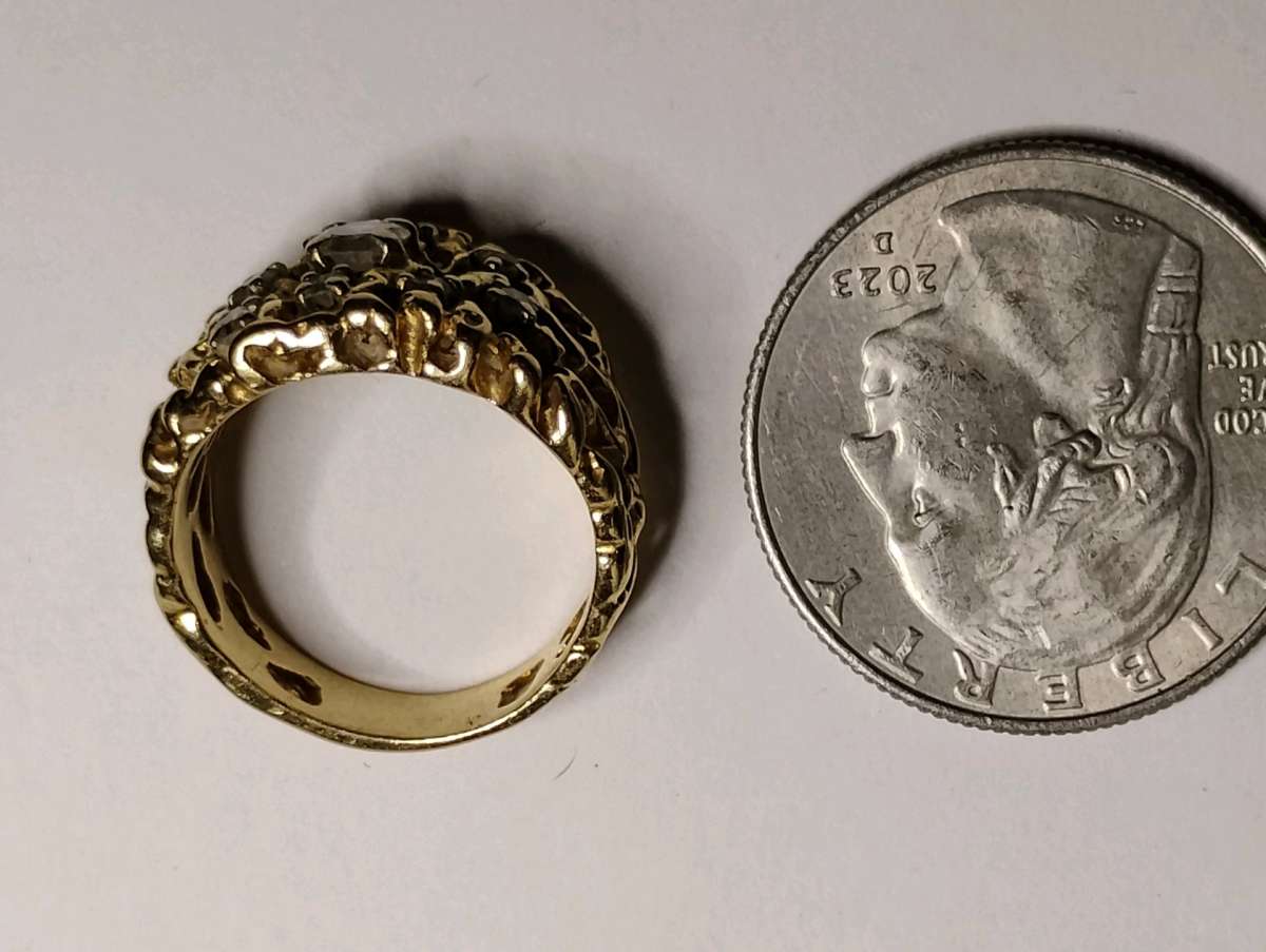 vintage 14k Gold Nugget Ring with 9 Brilliant White Diamonds